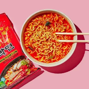 Macarrão Instantâneo Coreano Picante Shin Ramyun 120g Nongshim