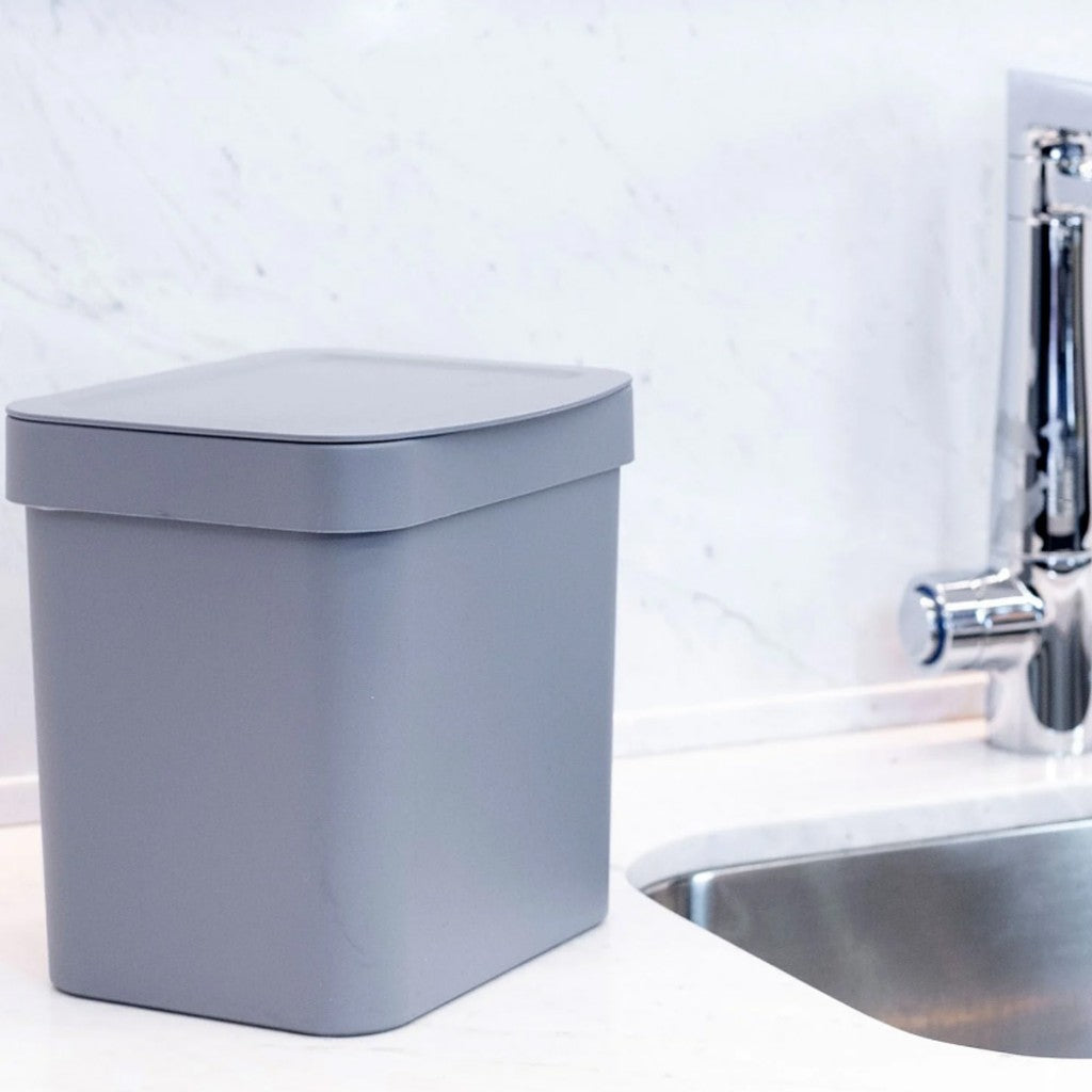 Lixeira para pia de cozinha Trium Branca 4,7L