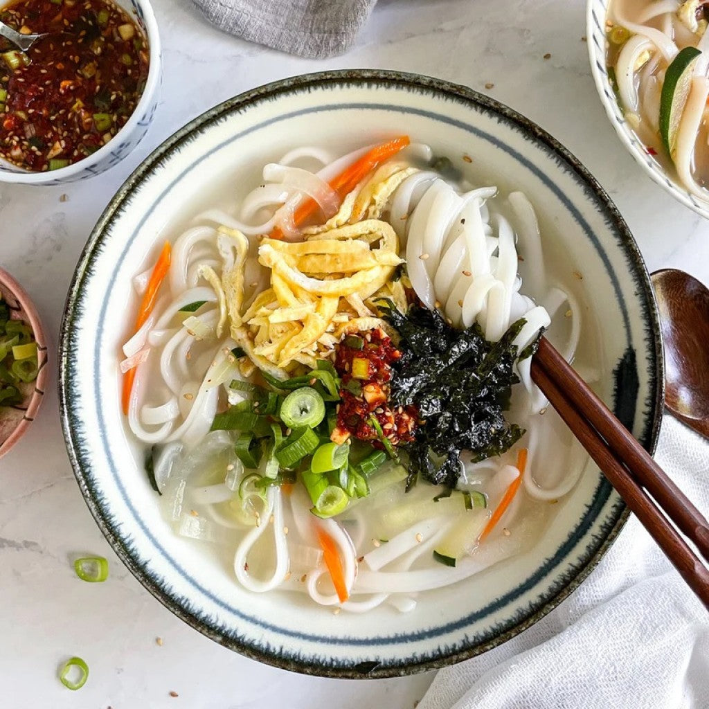 Macarrão Instantâneo Kalguk Soo Marisco Cup 202g Surasang