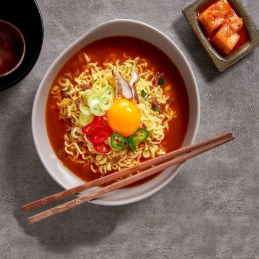 Macarrão Instantâneo Picante Jin Ramen Bowl 100g Ottogi
