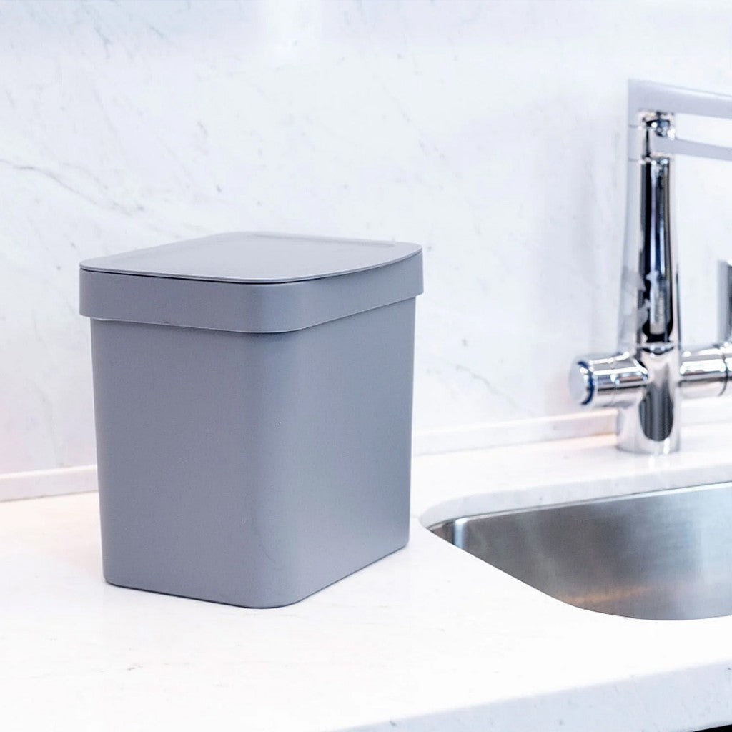 Lixeira para Pia de Cozinha Trium Branca 2,5l Ou