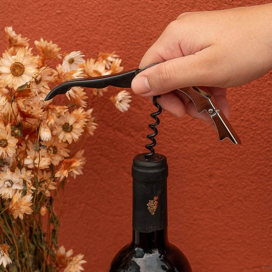 Saca Rolhas e Abridor de Garrafas Preto e Inox