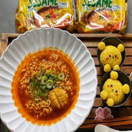 Macarrão Instantâneo Coreano Sesame Sabor Gergelim Picante 115g Ottogi